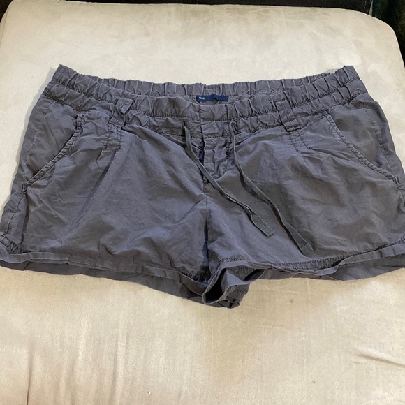 GAP Pants - Gap soft shorts size xs